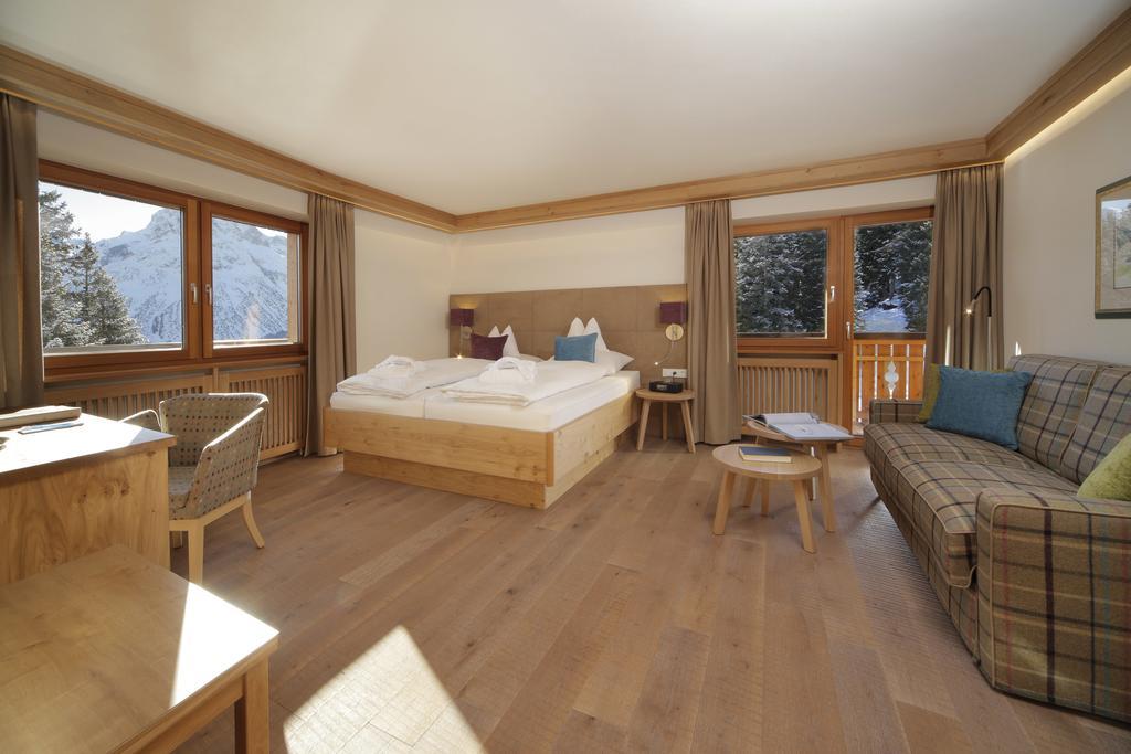 Hotel Burgwald - Ski In & Ski Out Lech am Arlberg Kültér fotó